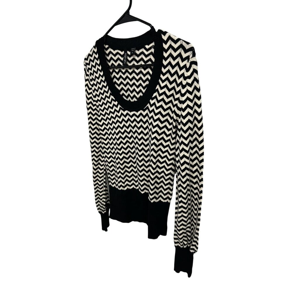 Venini Black White Chevron Knit Sweater Size Medium Viscose Cozy Chic Preppy